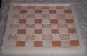 Mittelalterliches Schachbrett aus Keramik