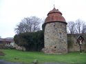 Runder Wehrturm mit Stadtmauer in Weismain